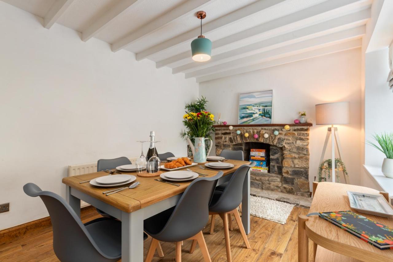 Ivydene - Beautiful Cottage, Stone Throw From Beach, Wonderful Sea Views Saundersfoot Exterior photo